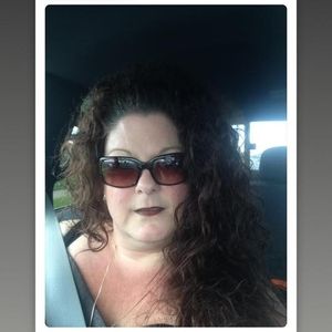 Meet your Posher, Shauna